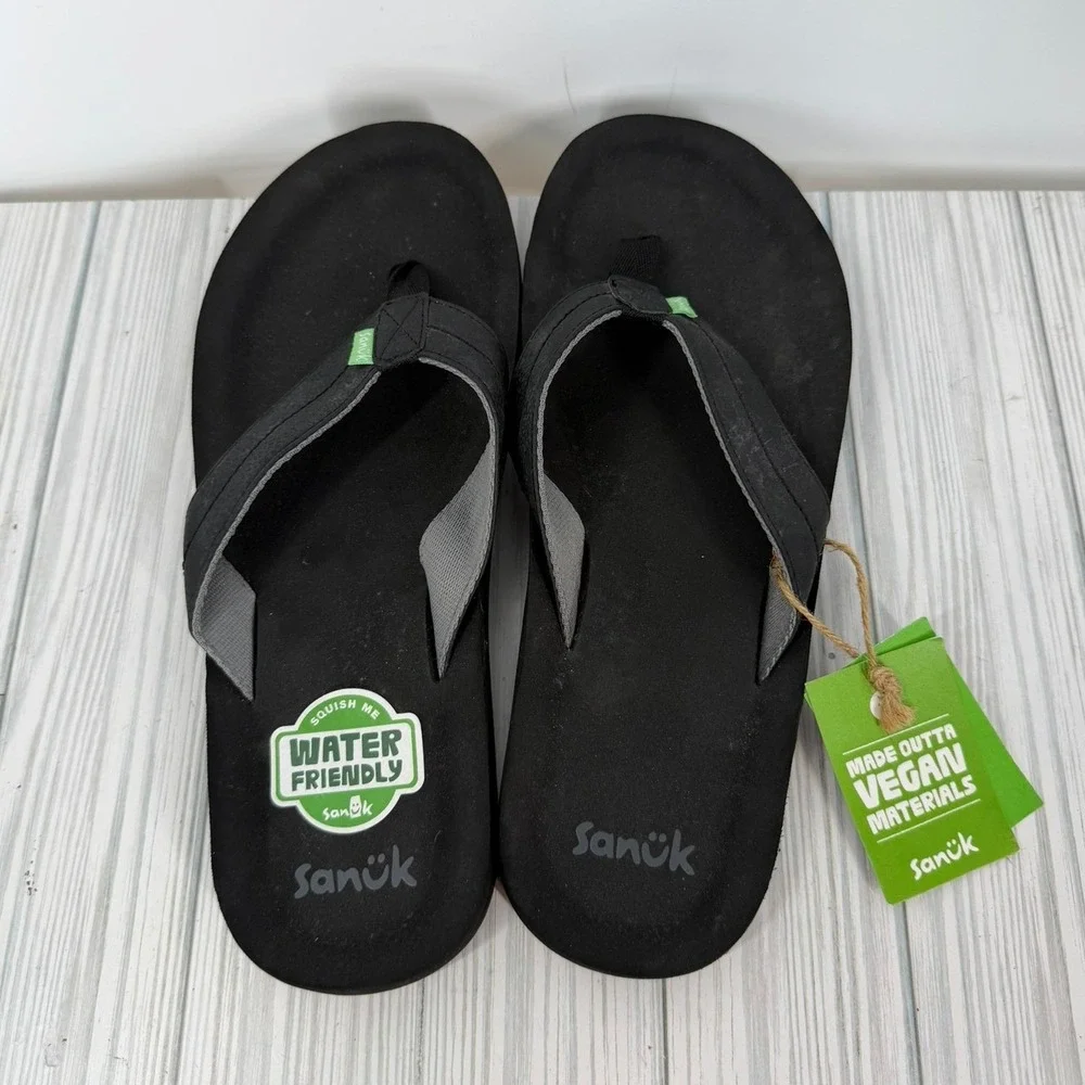 Sanuk mens Burm Black Water Friendly Yoga Mat Flip Flop Sandals Mens Size 9 NEW